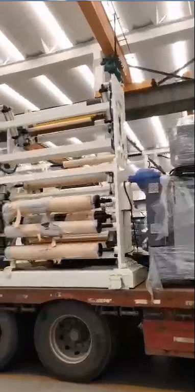 последние новости компании о Доставка двухсторонняя высокоскоростная машина для производства бумажных ламинатов бумаги отпуска  0
