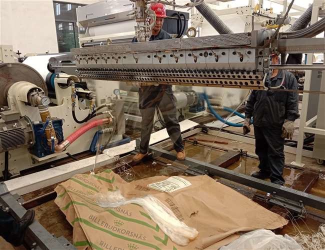 Полноавтоматическая машина для производства бумажных ламинатов штранг-прессования покрытия бумаги LDPE/HDPE/EVA ширины 1600mm 1