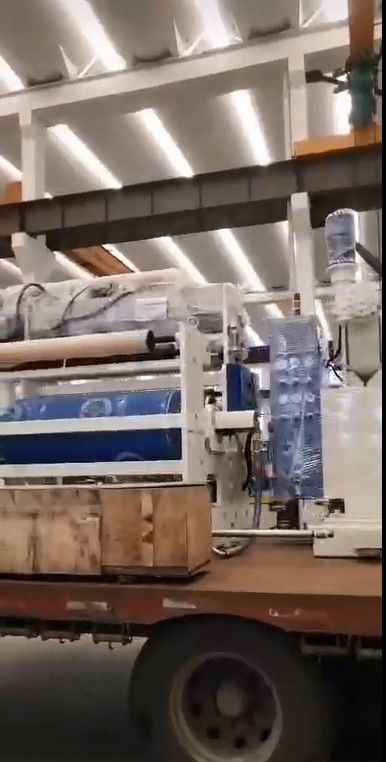 последние новости компании о Доставка двухсторонняя высокоскоростная машина для производства бумажных ламинатов бумаги отпуска  3